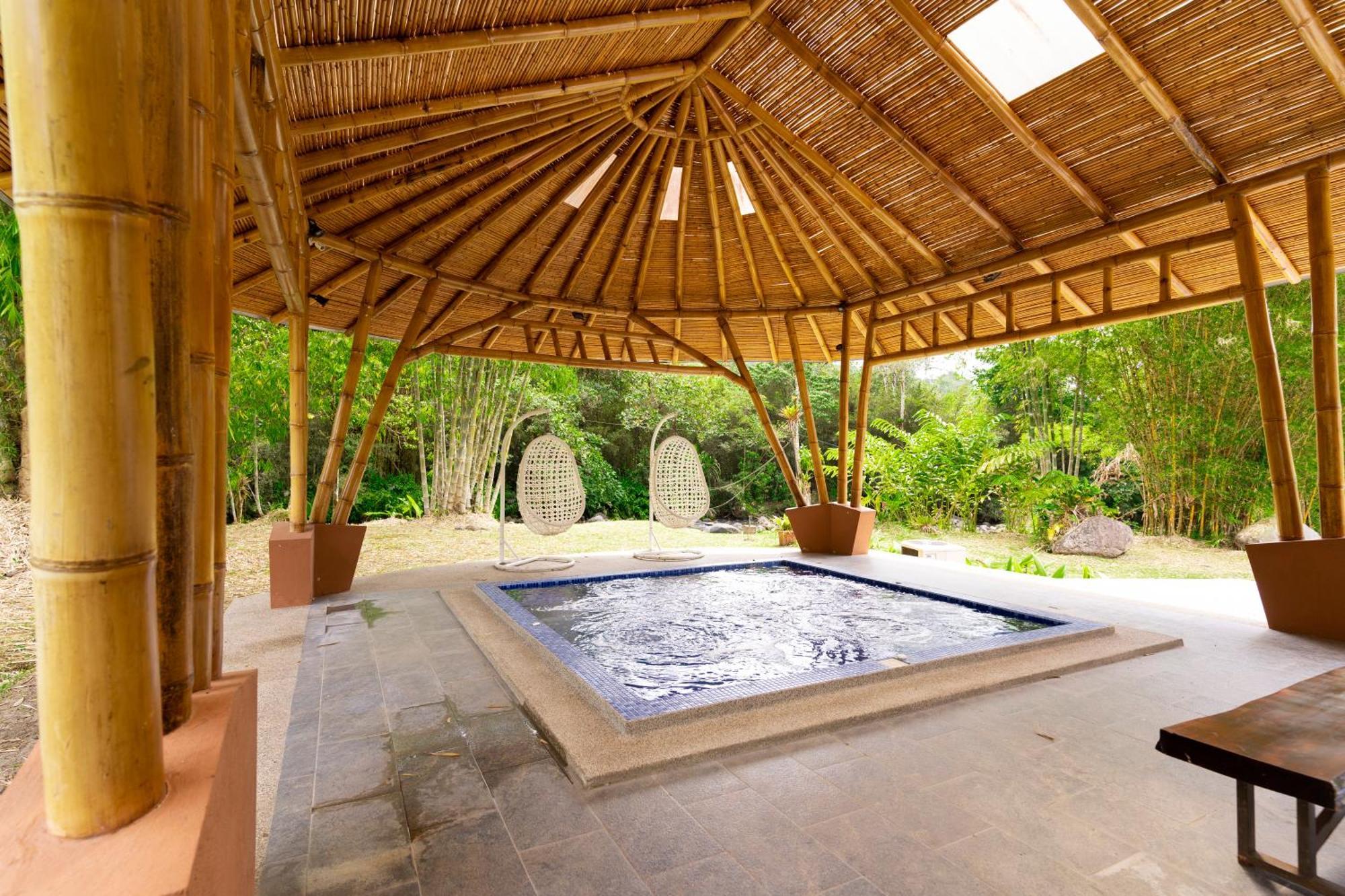 Mindo Garden Lodge And Wildlife Reserve מראה חיצוני תמונה