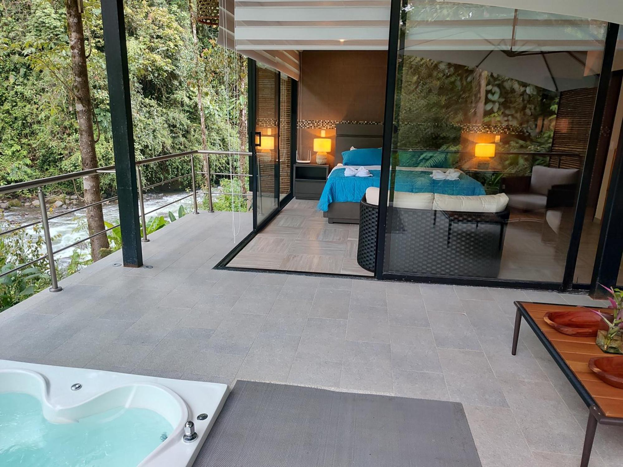 Mindo Garden Lodge And Wildlife Reserve מראה חיצוני תמונה