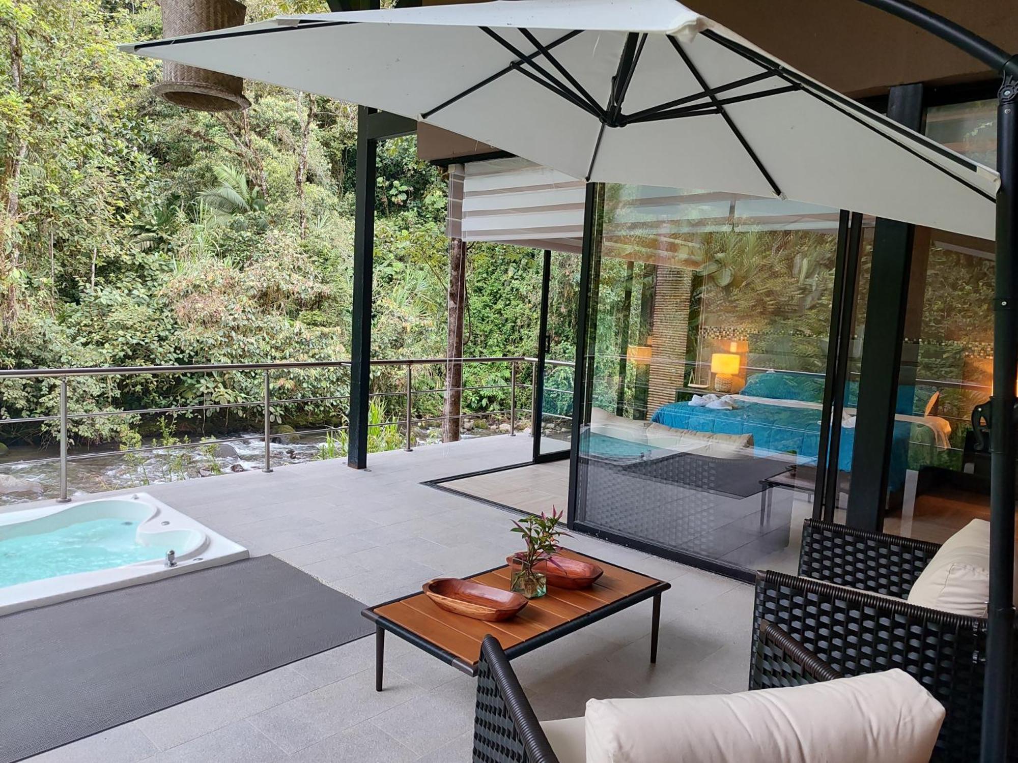 Mindo Garden Lodge And Wildlife Reserve מראה חיצוני תמונה