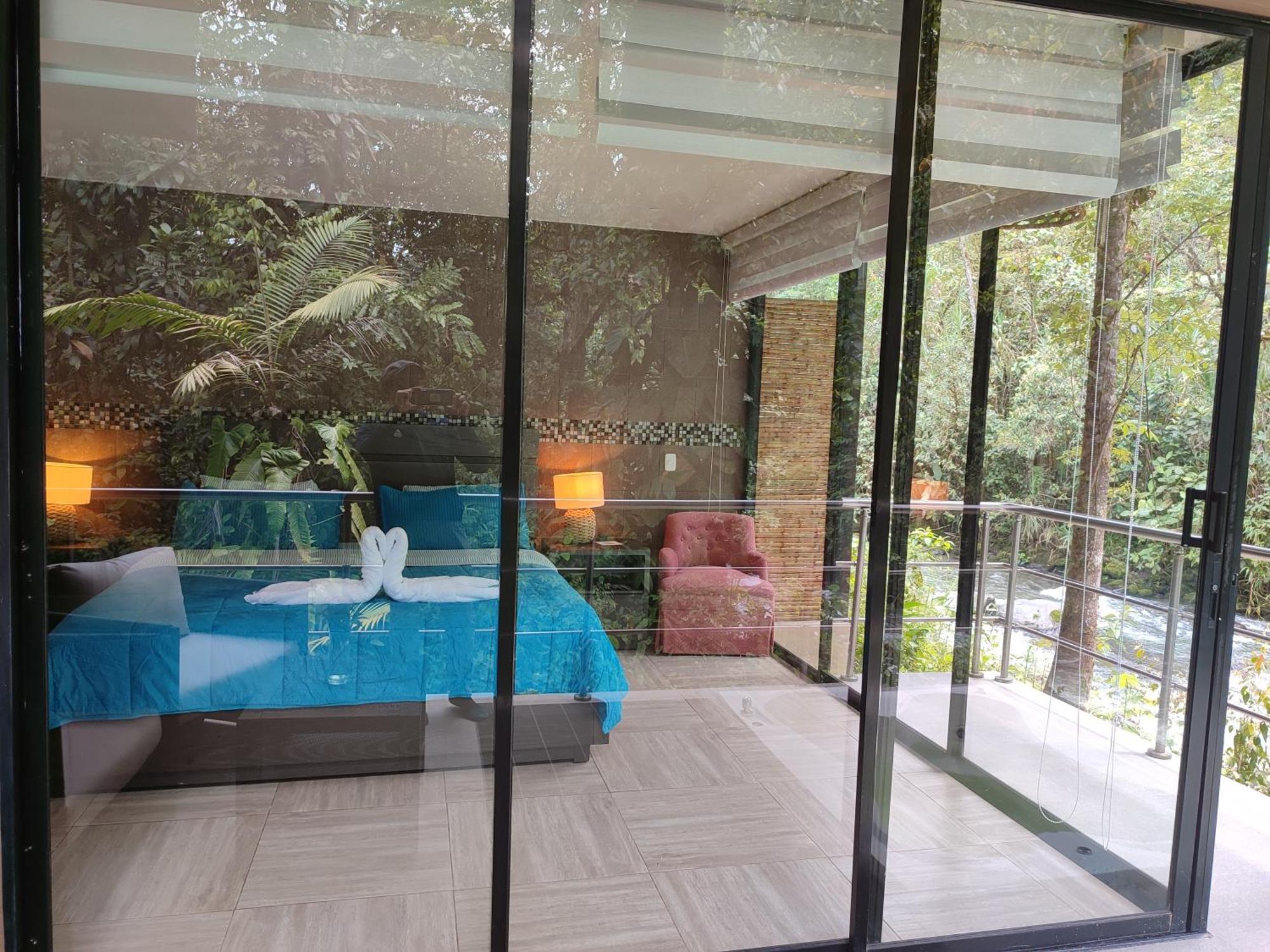 Mindo Garden Lodge And Wildlife Reserve מראה חיצוני תמונה