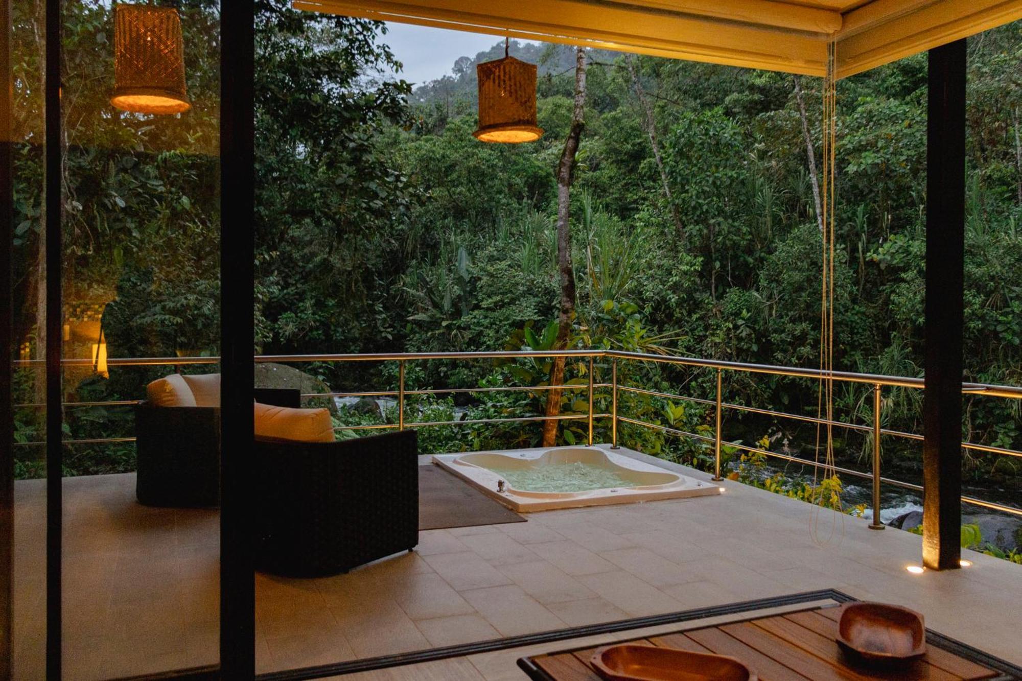 Mindo Garden Lodge And Wildlife Reserve מראה חיצוני תמונה